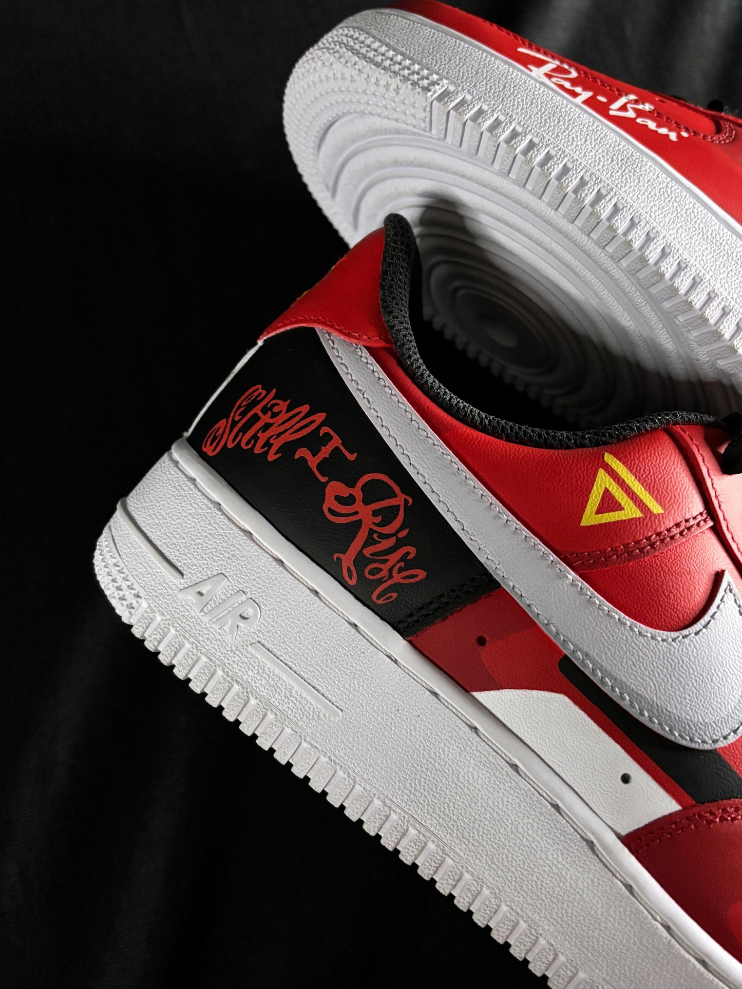 Lewis Hamilton x Ferrari // Nike Air Force 1