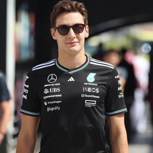 F1 driver George Russel wearing Mercedes-AMG Petronas F1
2025 Driver T-Shirt